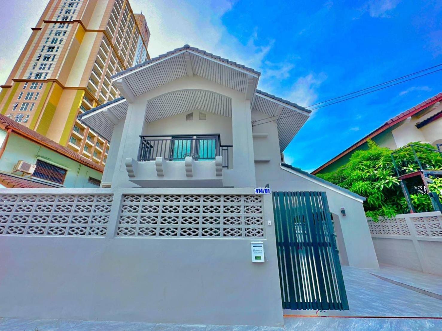 4Bedroom Pool Villa Near Walking St Bonk パッタヤー エクステリア 写真