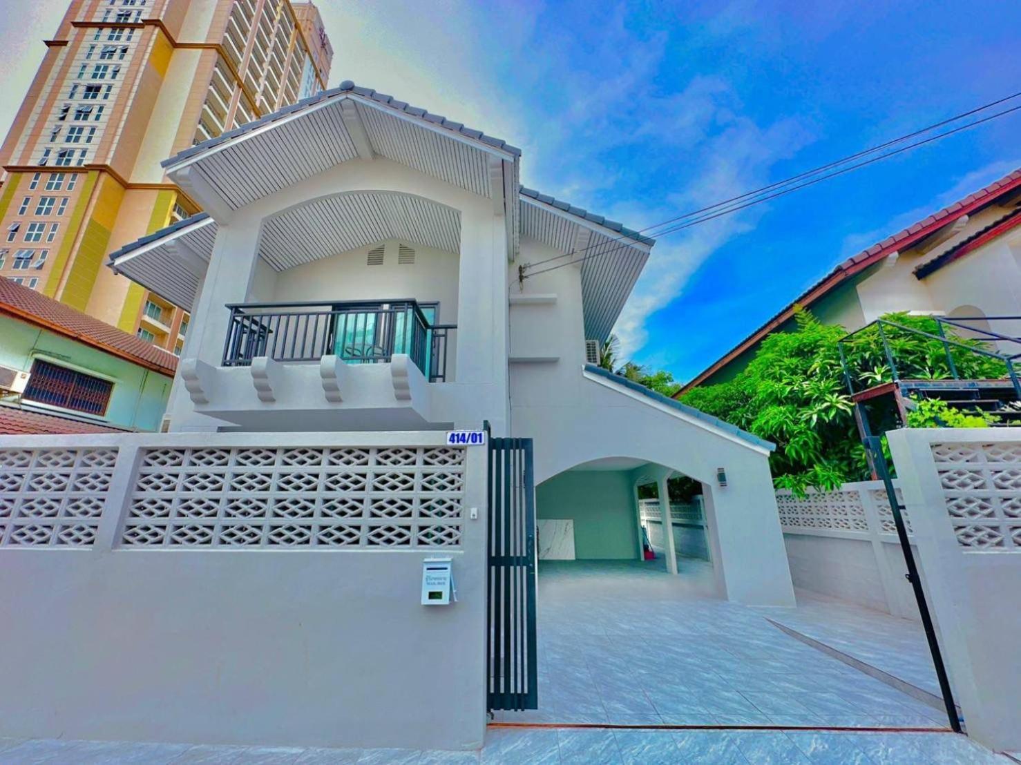 4Bedroom Pool Villa Near Walking St Bonk パッタヤー エクステリア 写真