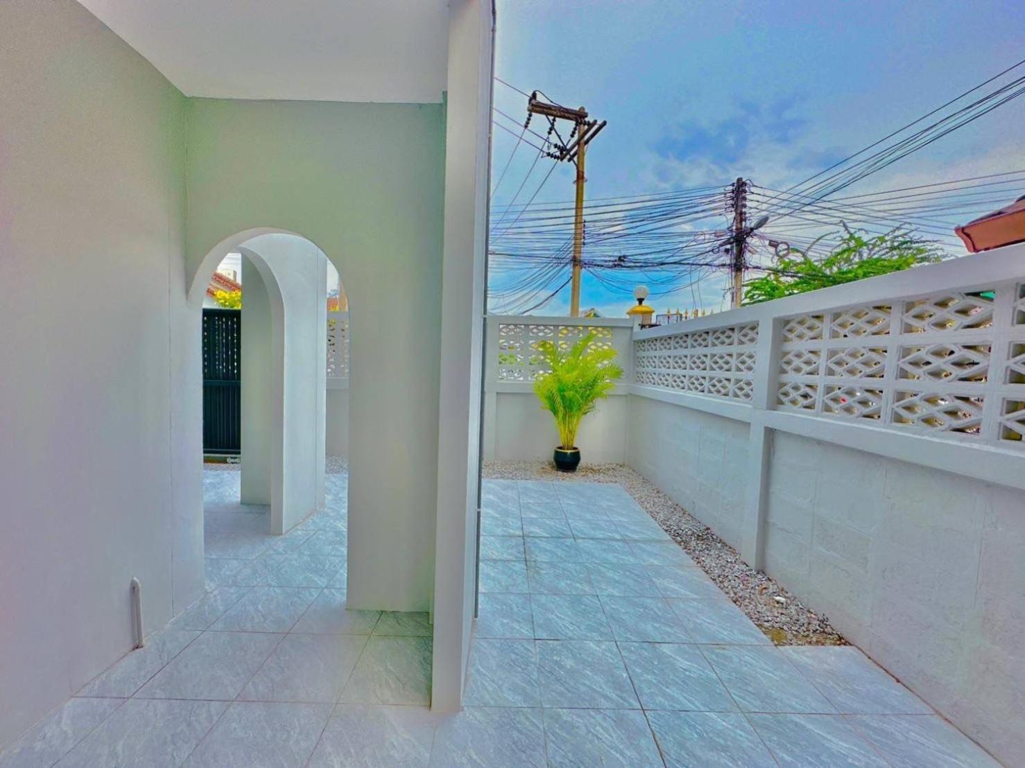 4Bedroom Pool Villa Near Walking St Bonk パッタヤー エクステリア 写真